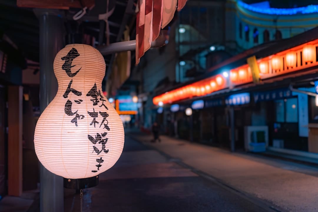 豆瓣9.0分！陈佩斯导演话剧《戏台》12月将在长沙开演
